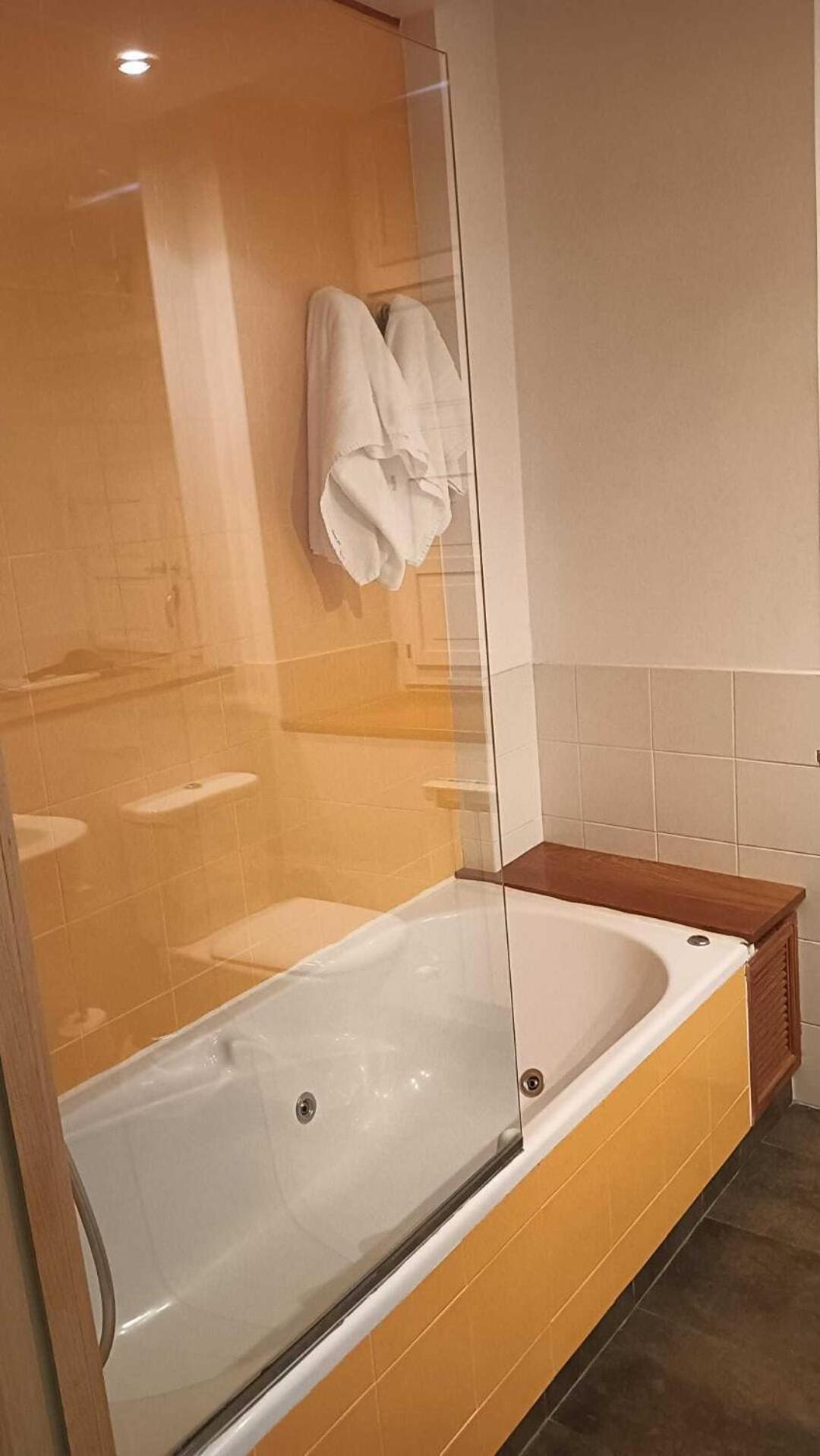 Gastro Hotel La Giraldilla Liérganes Zimmer foto
