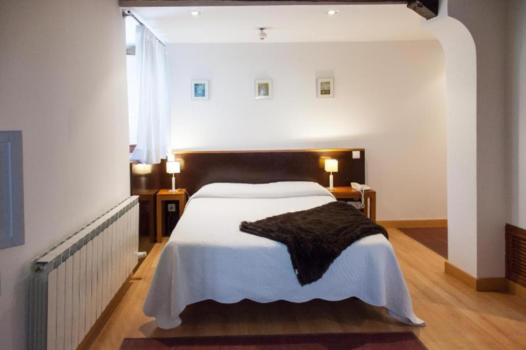 Gastro Hotel La Giraldilla Liérganes Zimmer foto
