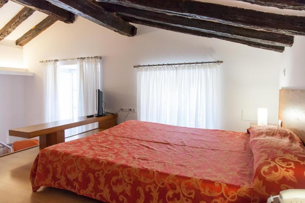 Gastro Hotel La Giraldilla Liérganes Zimmer foto